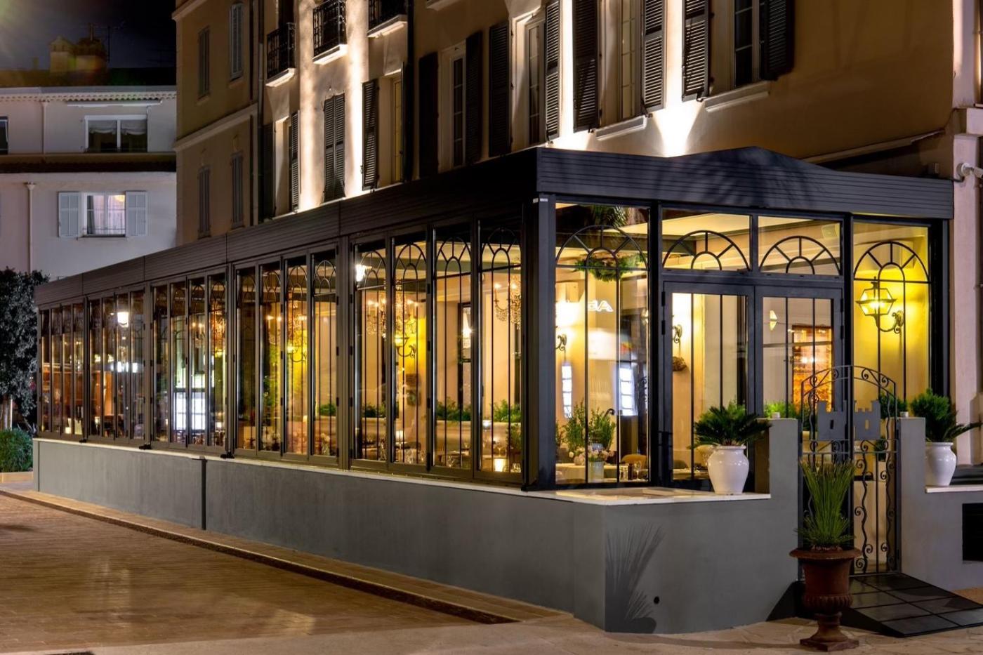 Hotel Restaurant De La Tour ซานารี-ซูร์-แมร์ ภายนอก รูปภาพ